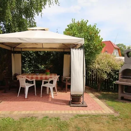 Apartment In Mit Grill Und Garten Und In Der Naehe *